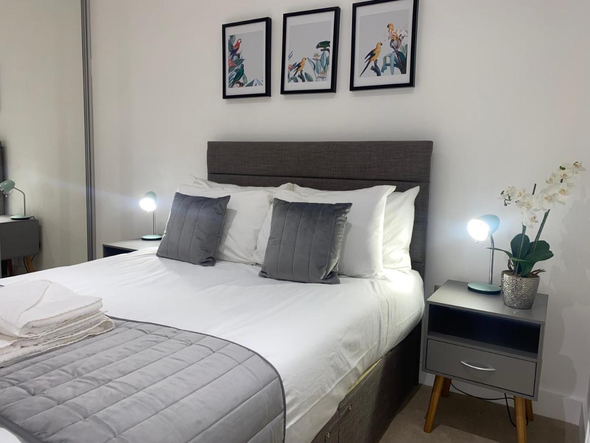 Roomotel - Broadoaks Apartments Solihull Esterno foto